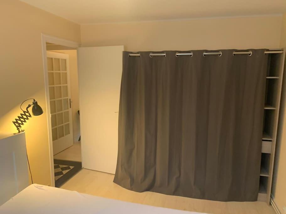 Grand Appartement Au Calme 2 Chambres Quimper Exterior photo